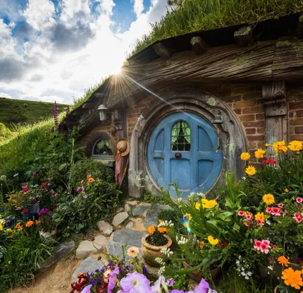 Hobbiton Movie Set