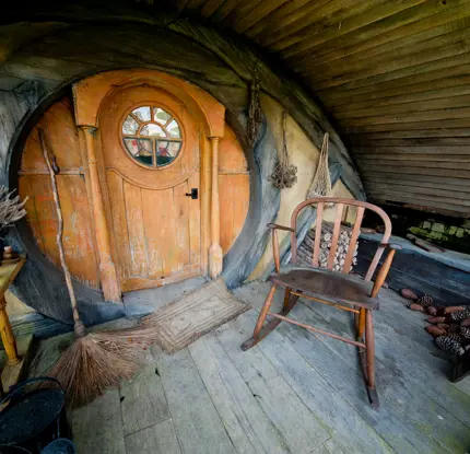 Hobbiton Movie Set
